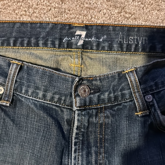 Seven for all Mankind - Sz 36x30 Austyn Jean - Picture 2 of 4